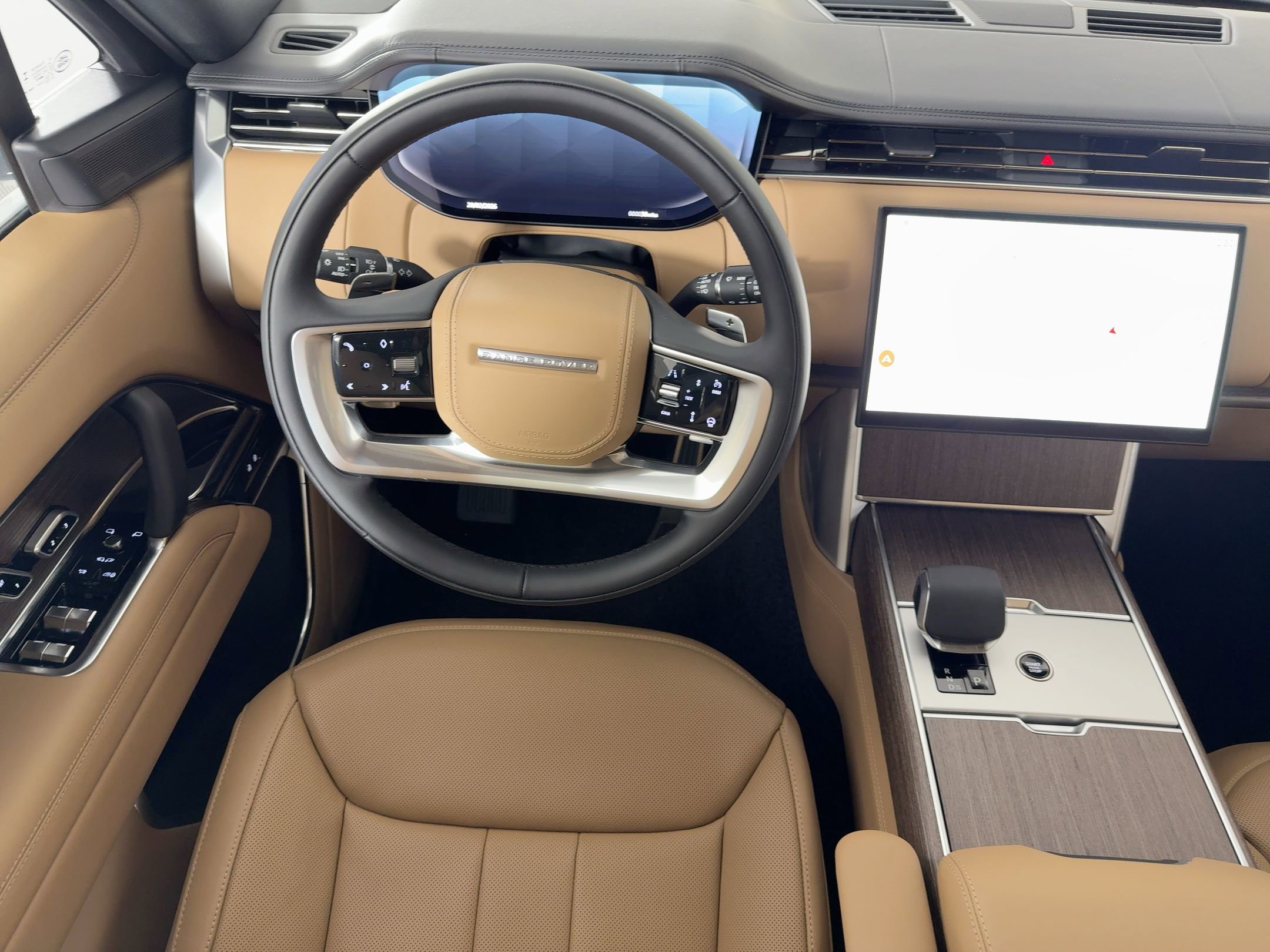 New 2026 Land Rover Range Rover SE image 27