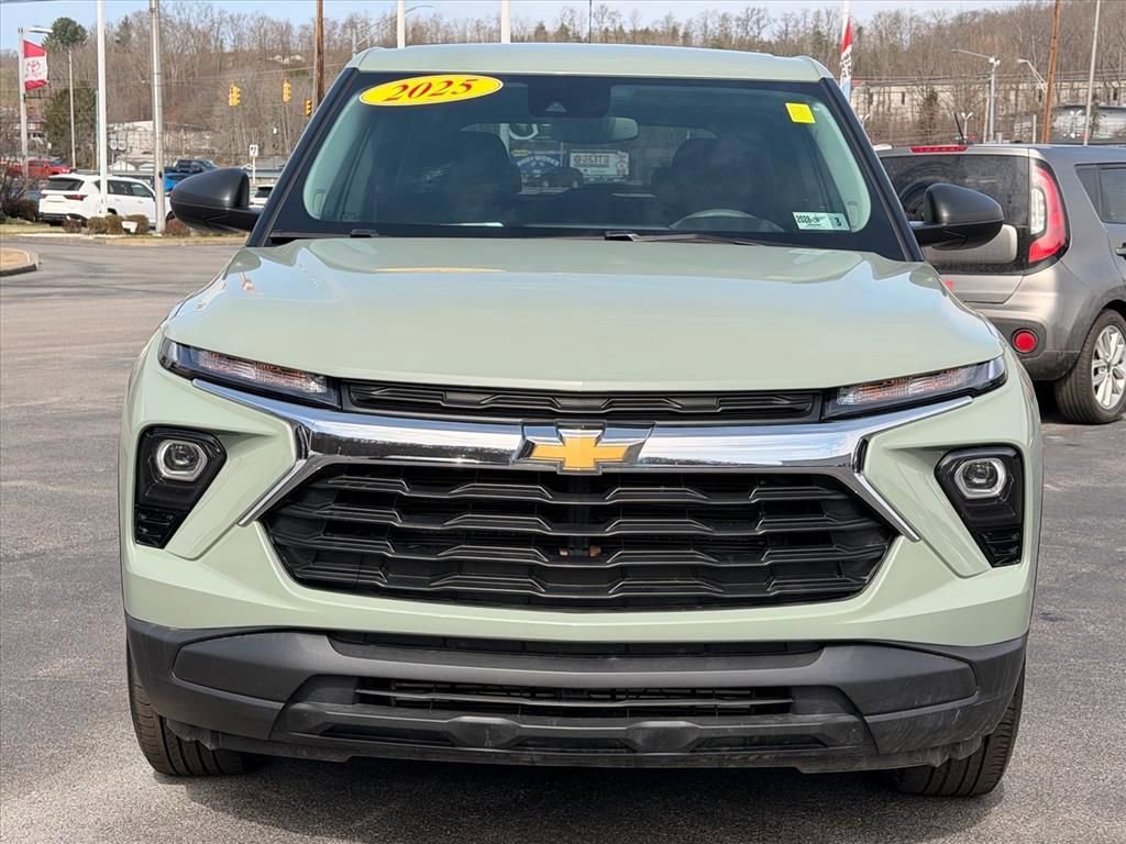 Used 2025 Chevrolet TrailBlazer LS w/ LS Convenience Package image 10