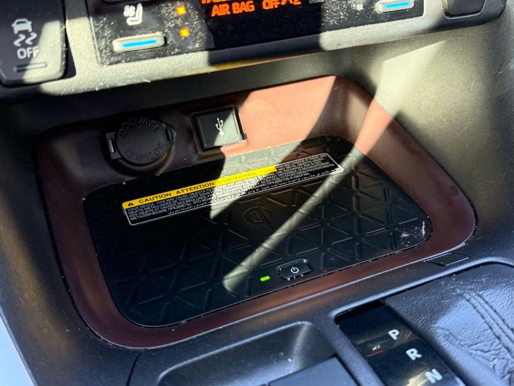 Used 2021 Toyota RAV4 Limited image 20