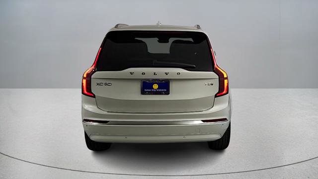 New 2026 Volvo XC90 T8 Plus w/ Protection Package Premier AWD/4WD image 6