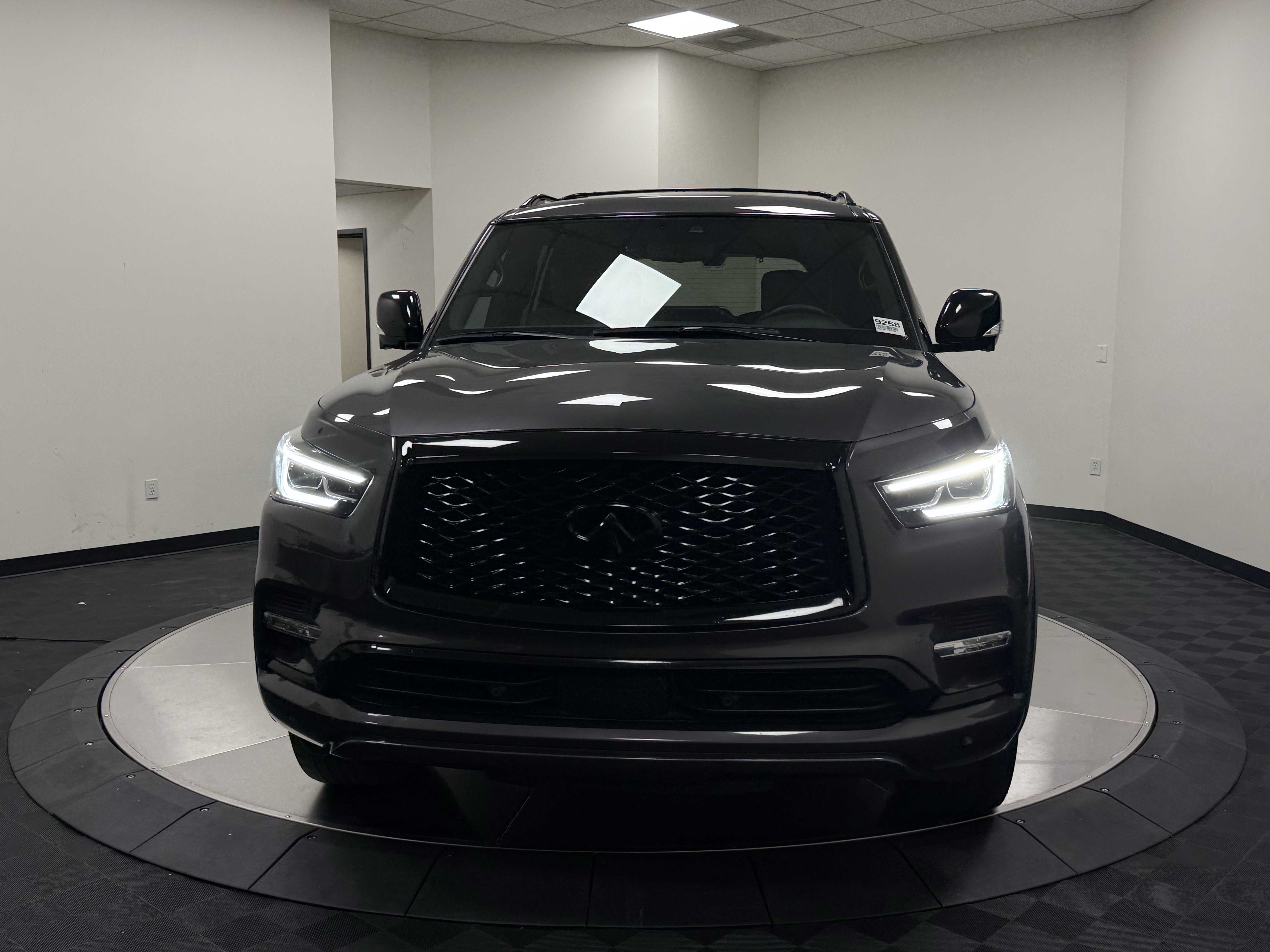 Certified 2023 INFINITI QX80 Sensory w/ Cargo Package RWD image 2