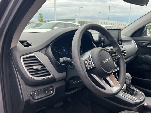 Certified 2023 Kia Seltos LX AWD/4WD image 10