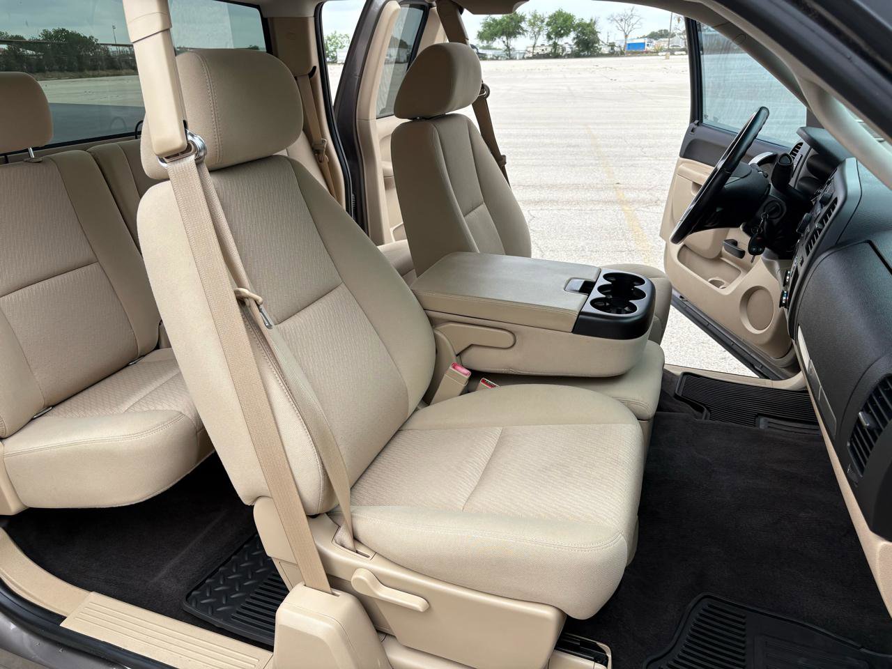 Used 2011 Chevrolet Silverado 1500 LT w/ All-Star Edition image 26