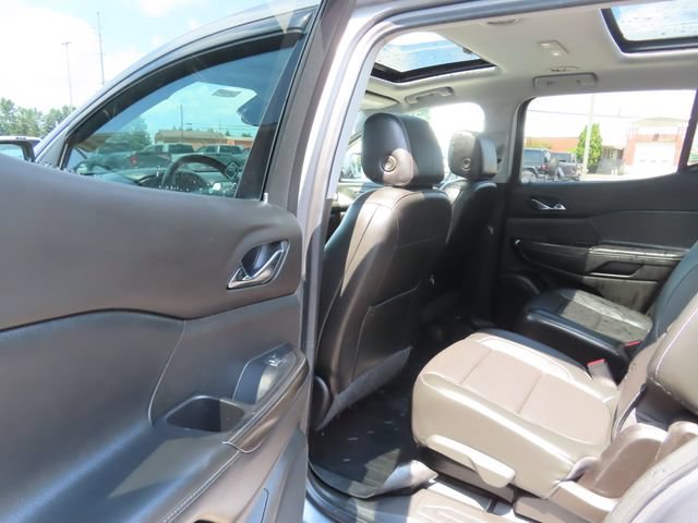 Used 2020 GMC Acadia SLT w/ Trailering Package AWD/4WD image 21