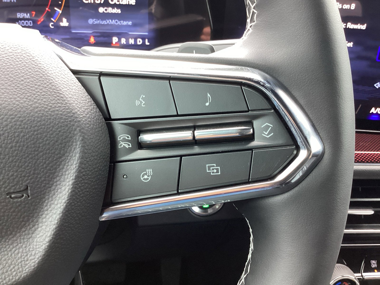Used 2026 Chevrolet Traverse Z71 w/ Enhanced Driving Package AWD/4WD image 20