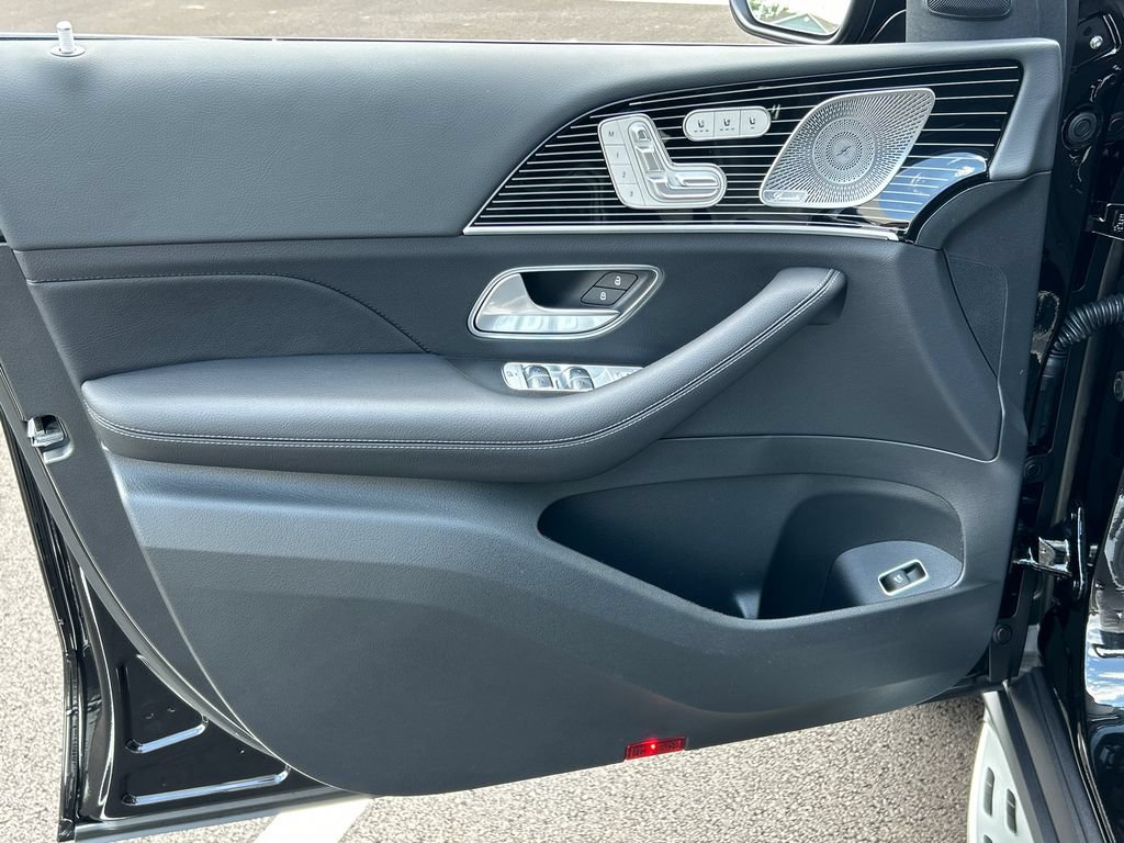 New 2026 Mercedes-Benz GLS 450 4MATIC image 10