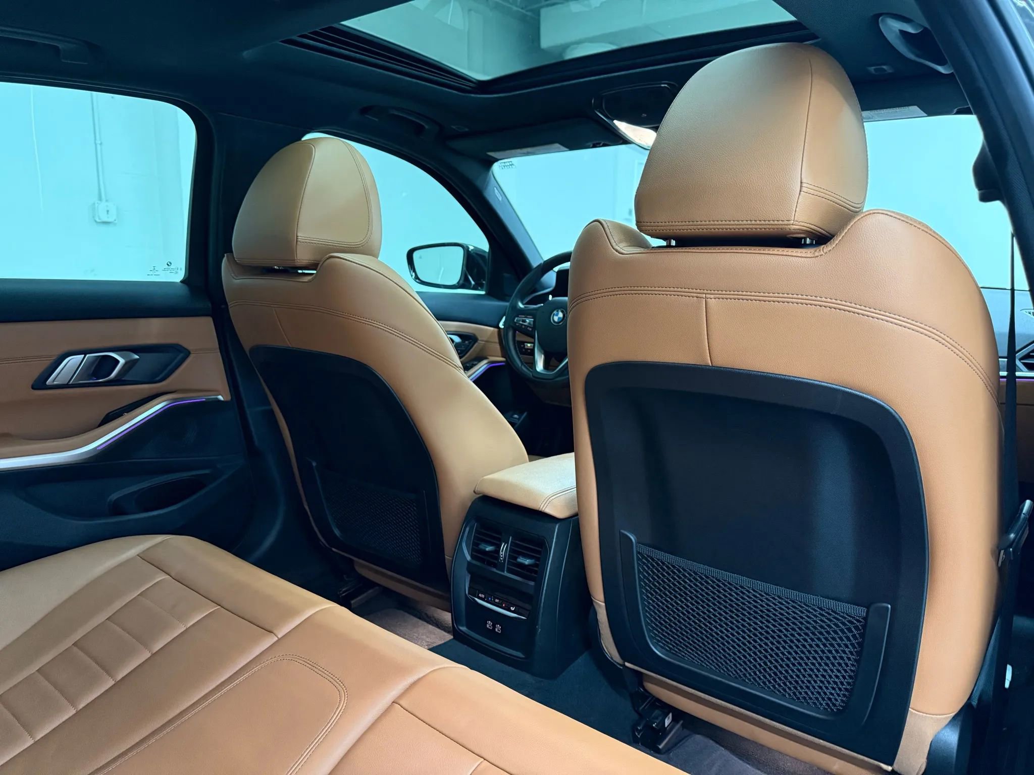 Used 2021 BMW 330i Sedan w/ Convenience Package image 15