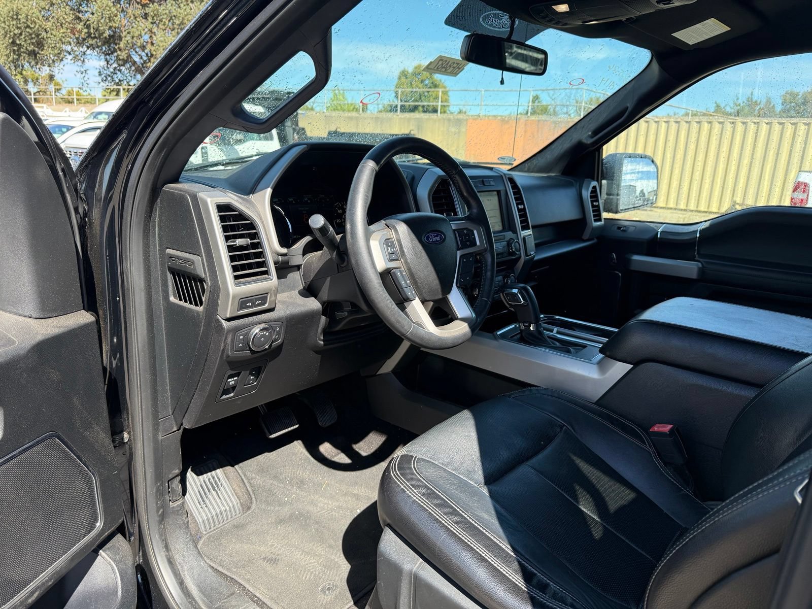 Used 2018 Ford F150 Lariat AWD/4WD image 9