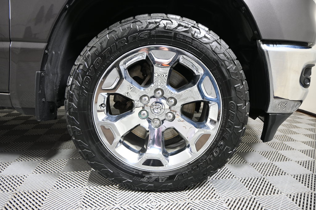Used 2023 RAM 1500 Big Horn AWD/4WD image 12