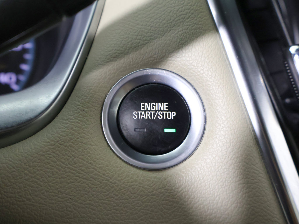 Used 2022 Chevrolet Traverse LS AWD/4WD image 39