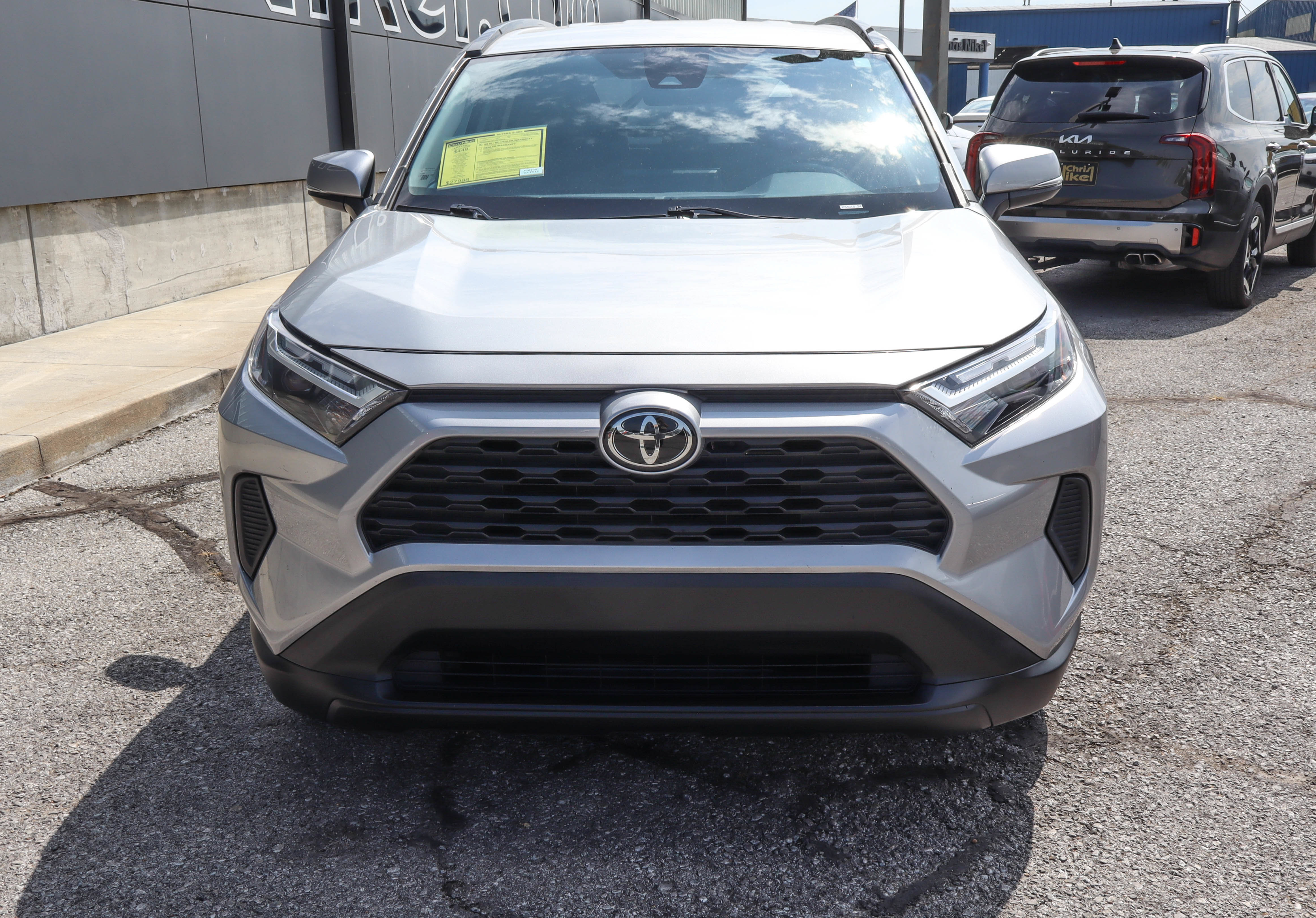 Used 2024 Toyota RAV4 XLE FWD image 2