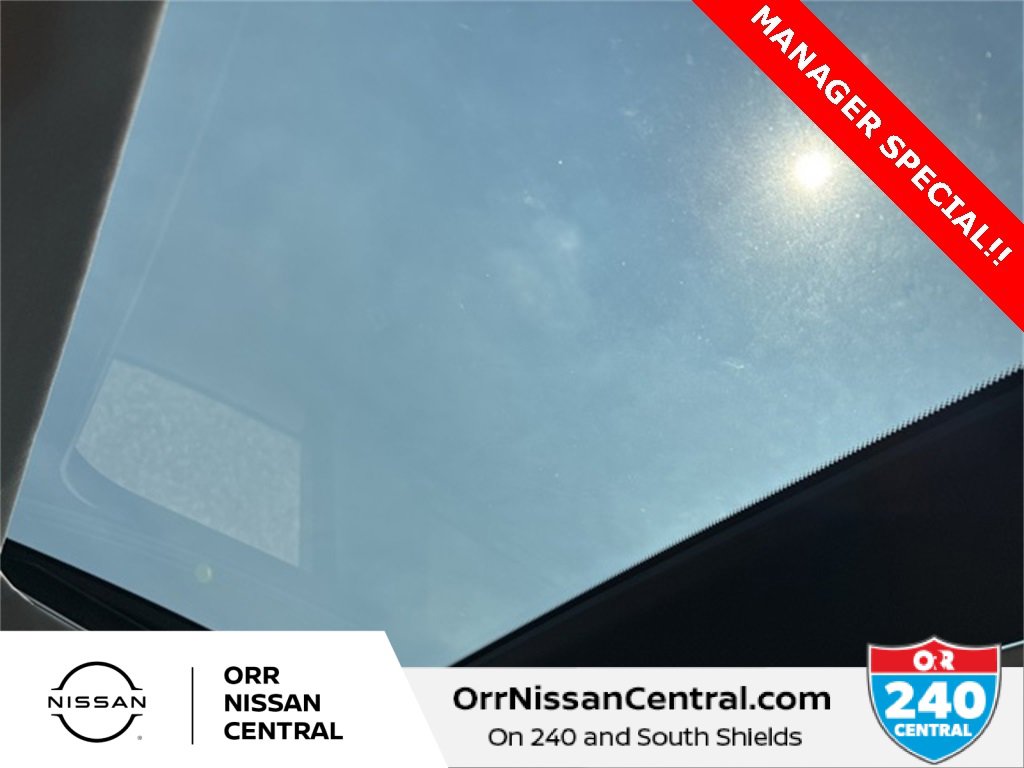 Used 2025 Nissan Rogue SV w/ Rock Creek Premium Package image 29