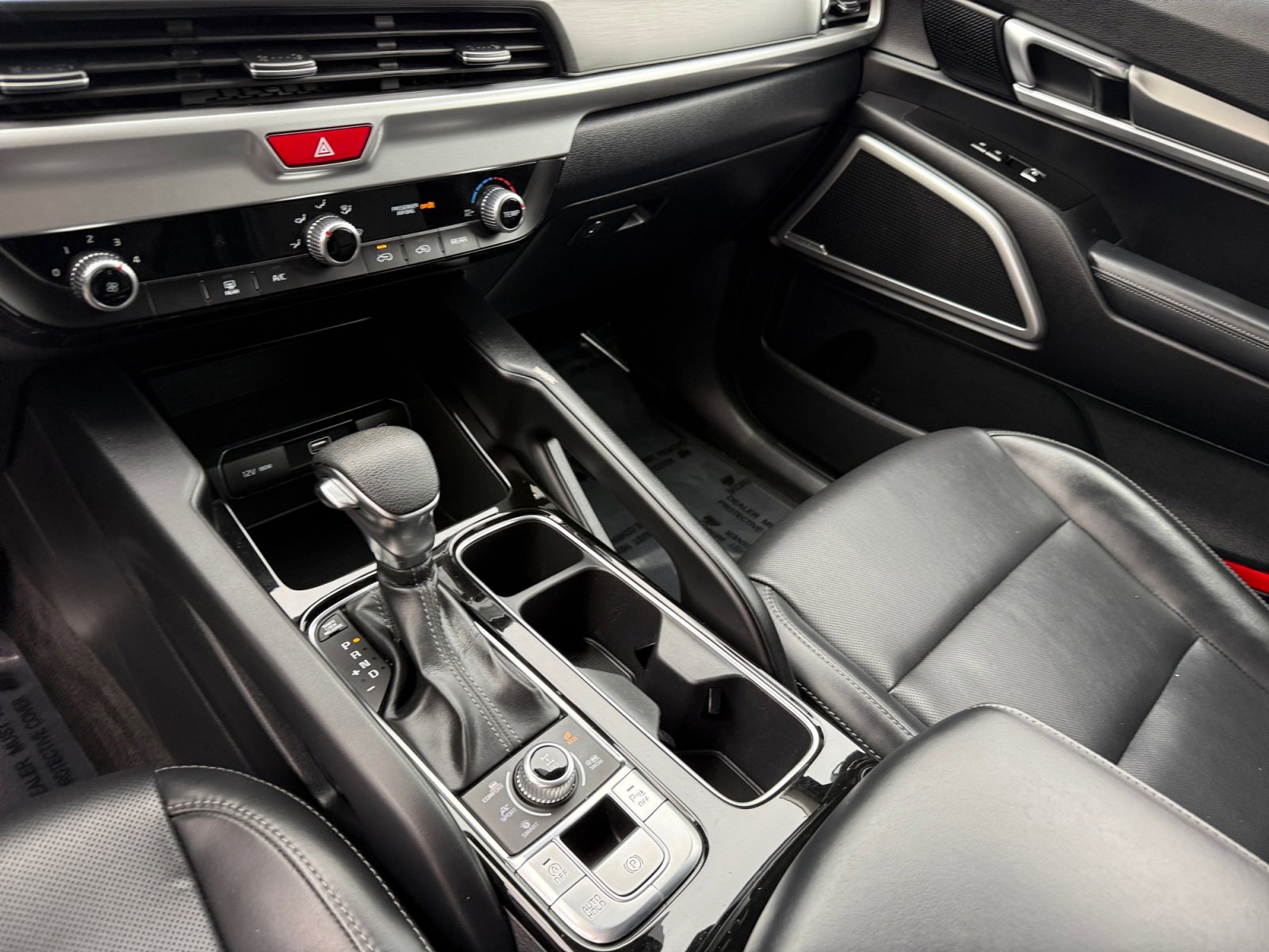 Certified 2020 Kia Telluride LX image 13