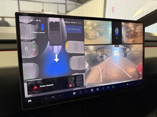 Used 2025 Tesla Cybertruck AWD Crew Cab image 17