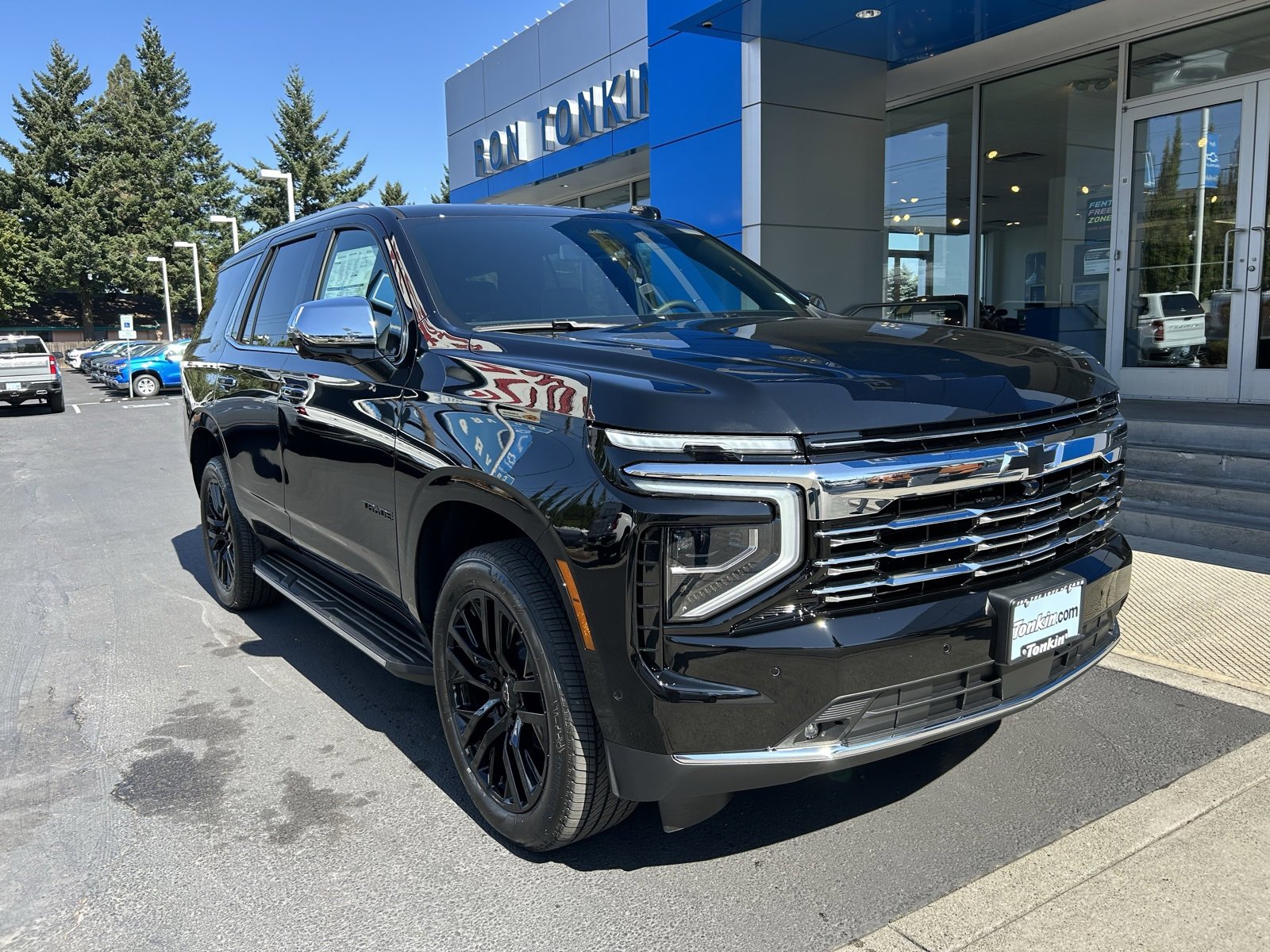 New 2025 Chevrolet Tahoe Premier image 2