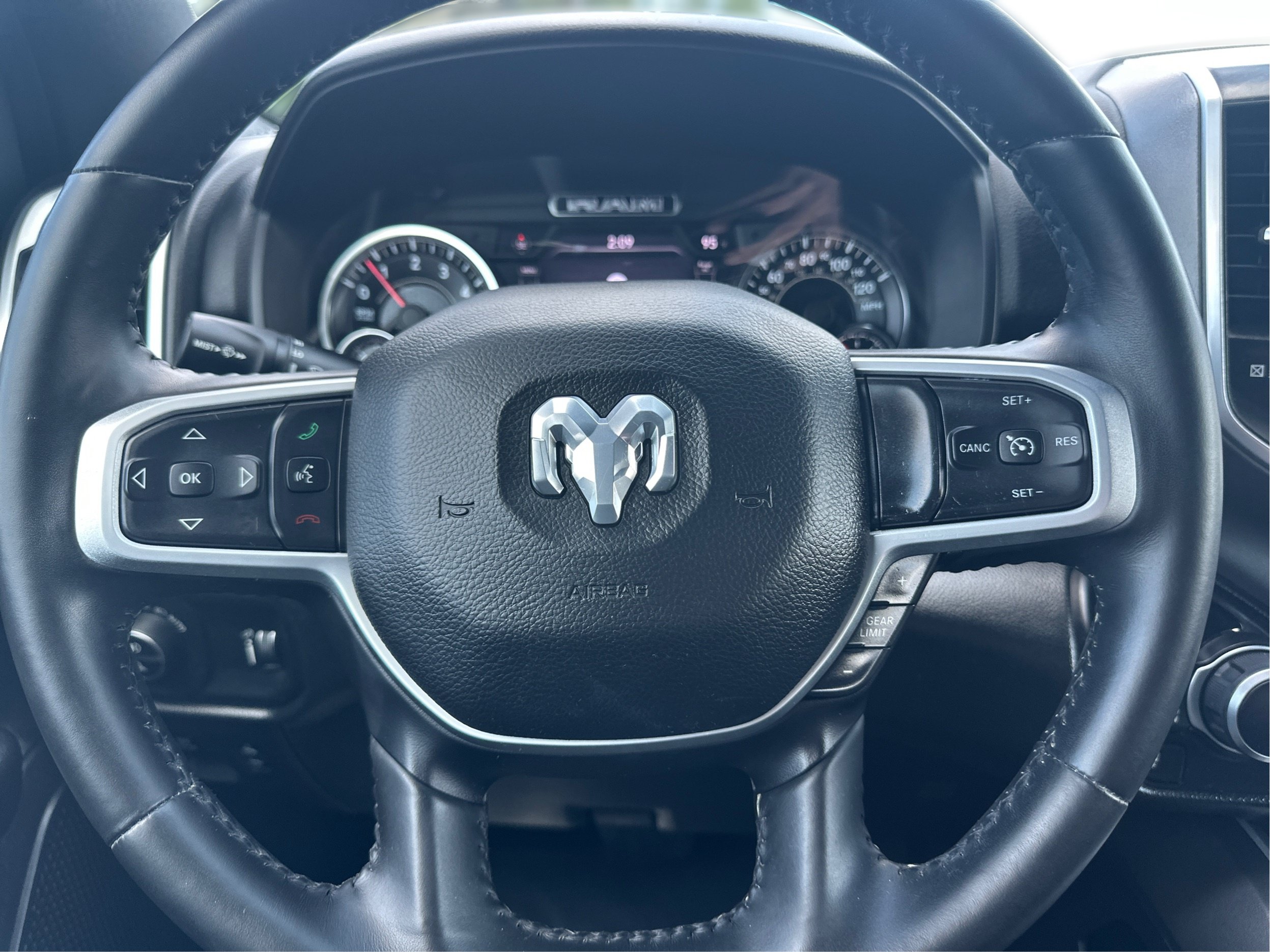 Used 2021 RAM 1500 Big Horn AWD/4WD image 21