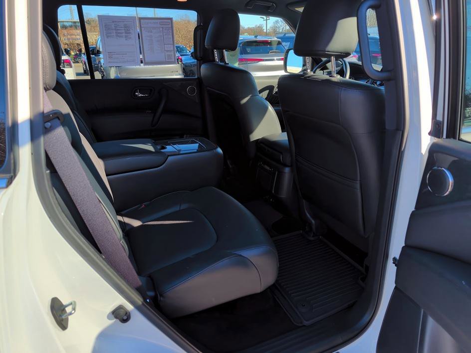 Used 2024 Nissan Armada SL w/ Midnight Edition Package image 13
