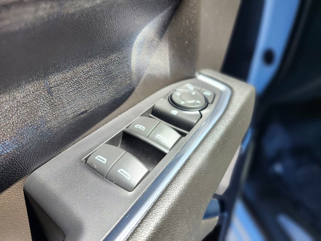 Used 2023 Chevrolet Silverado 1500 LT Trail Boss w/ Convenience Package II AWD/4WD image 15