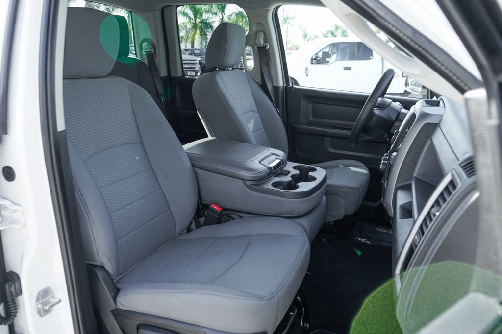 Used 2014 RAM 1500 Express AWD/4WD image 32