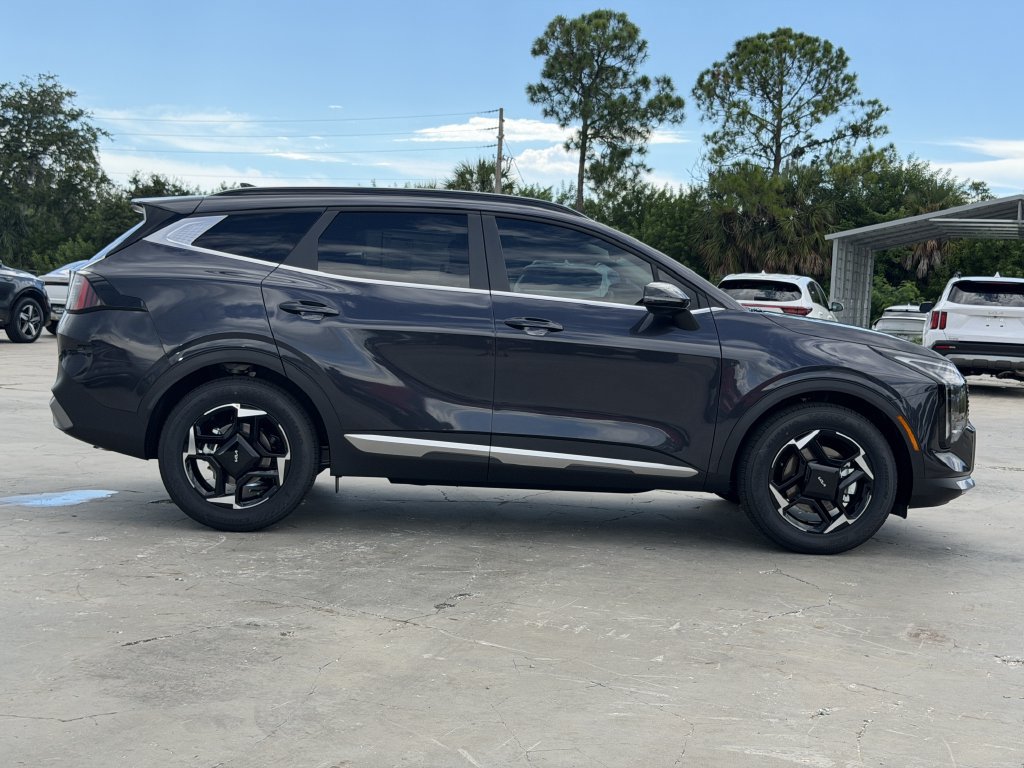 New 2027 Kia Sportage EX FWD image 3