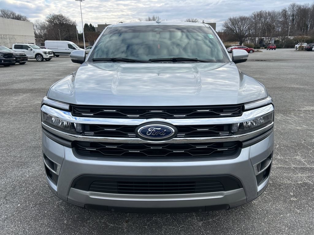 Used 2024 Ford Expedition Max Limited image 10