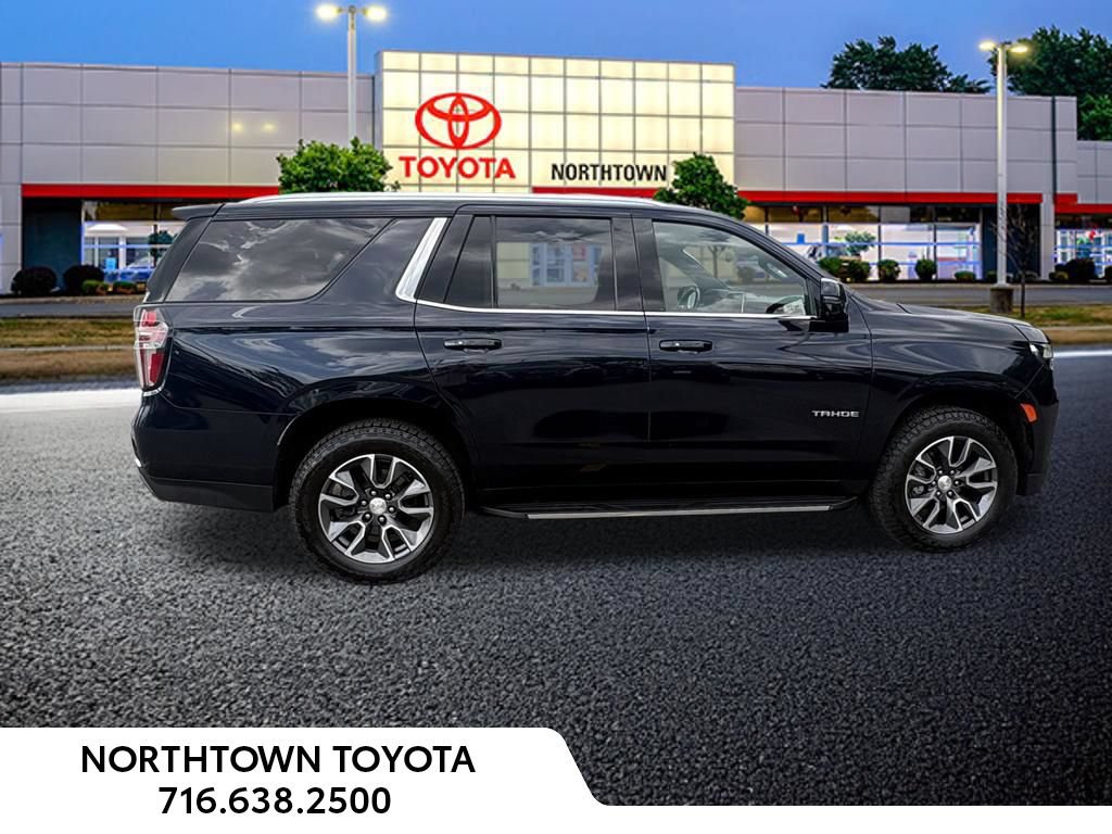 Used 2022 Chevrolet Tahoe LT w/ Luxury Package AWD/4WD image 4