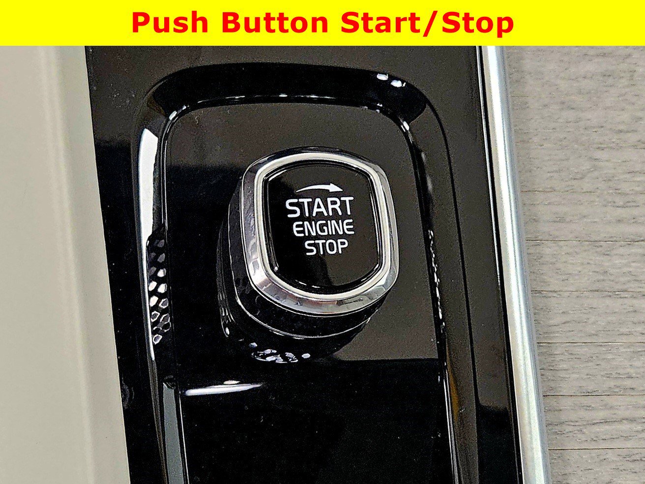 Used 2023 Volvo XC60 B5 Plus w/ Climate Package AWD/4WD image 27