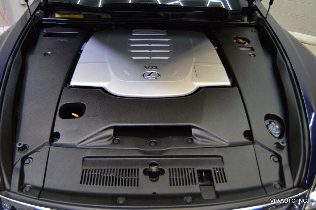 Used 2013 Lexus LS 460 w/ Comfort Pkg RWD image 33