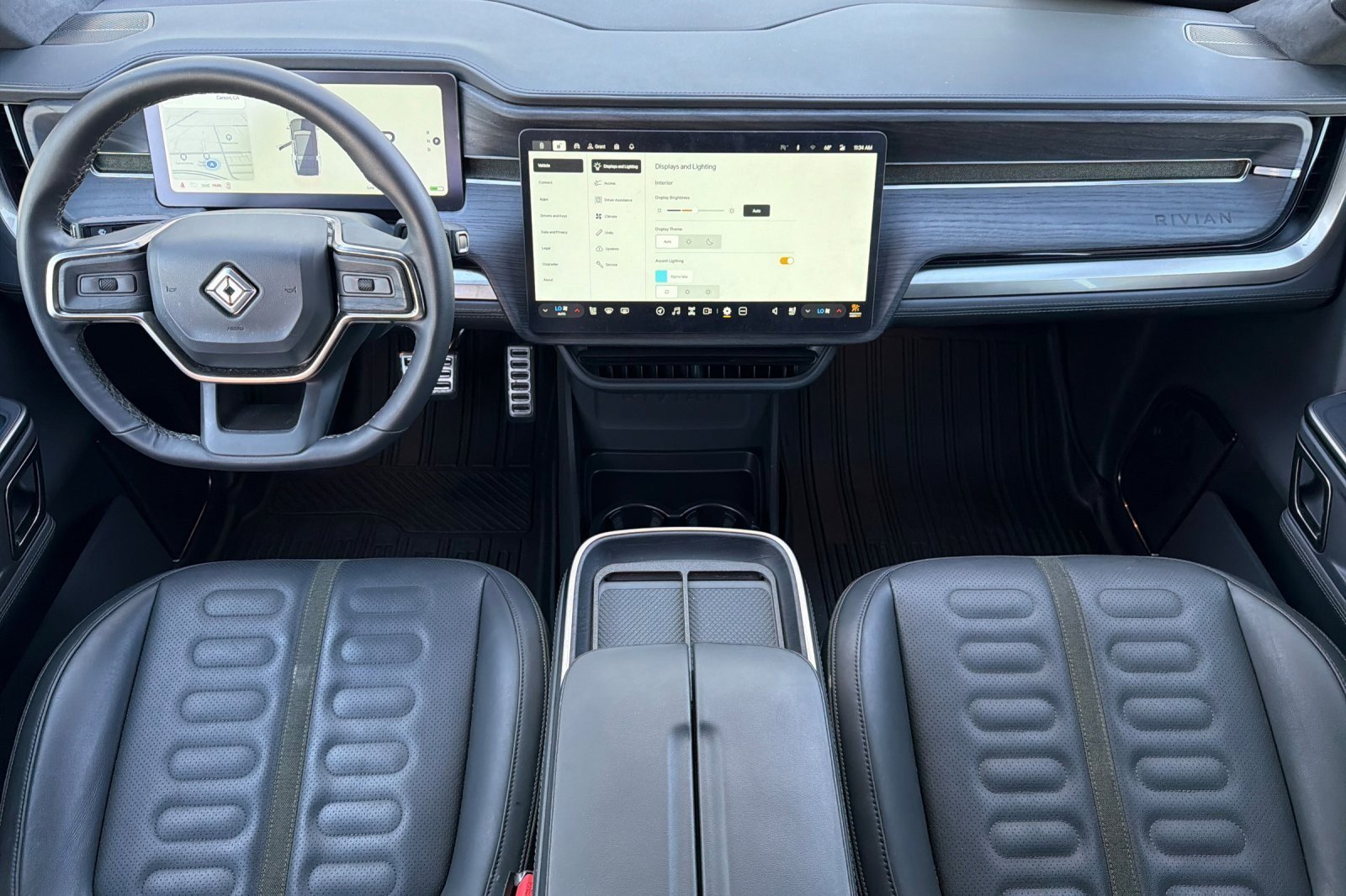 Used 2024 Rivian R1S Adventure image 12