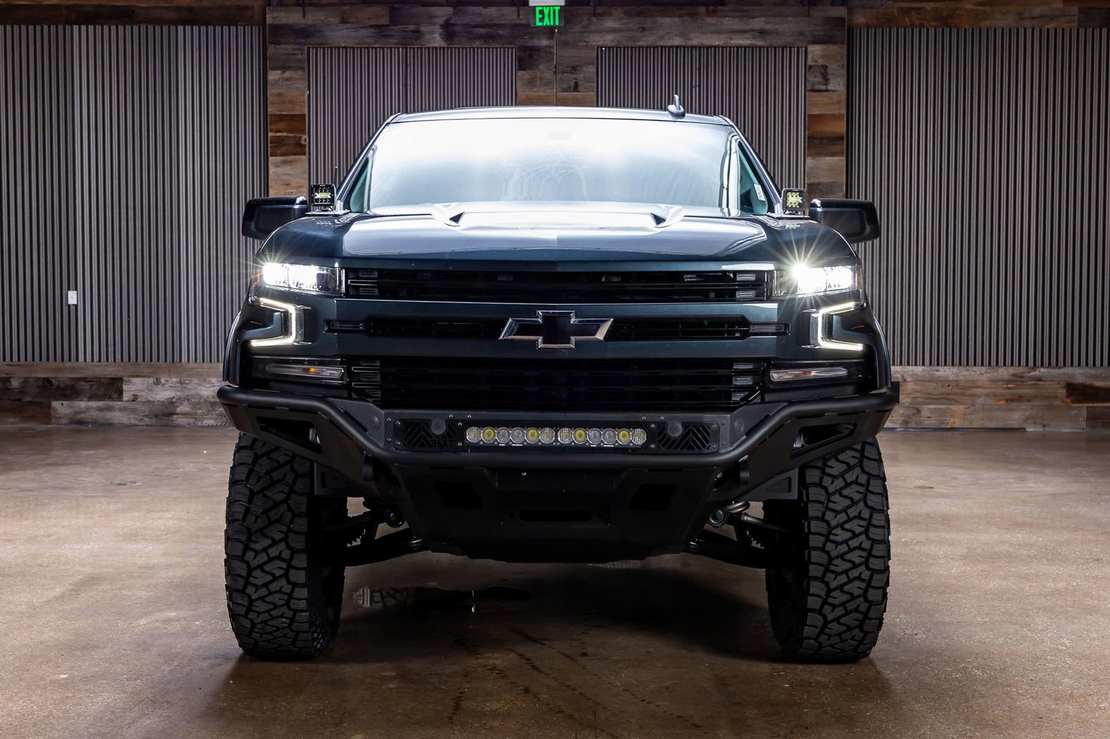 Used 2020 Chevrolet Silverado 1500 RST w/ All-Star Edition AWD/4WD image 2