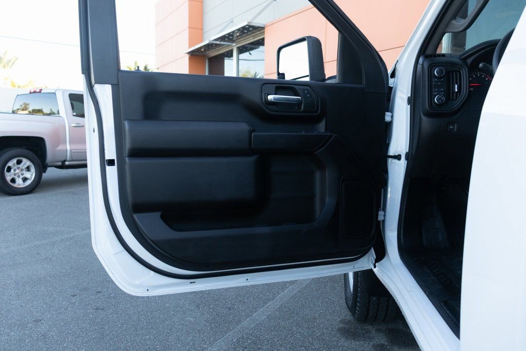 Used 2024 Chevrolet Silverado 2500 W/T w/ WT Convenience Package AWD/4WD image 18