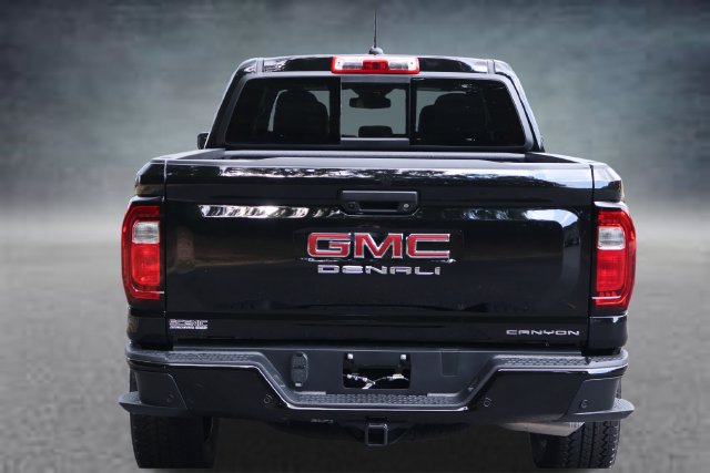New 2026 GMC Canyon Denali AWD/4WD image 22