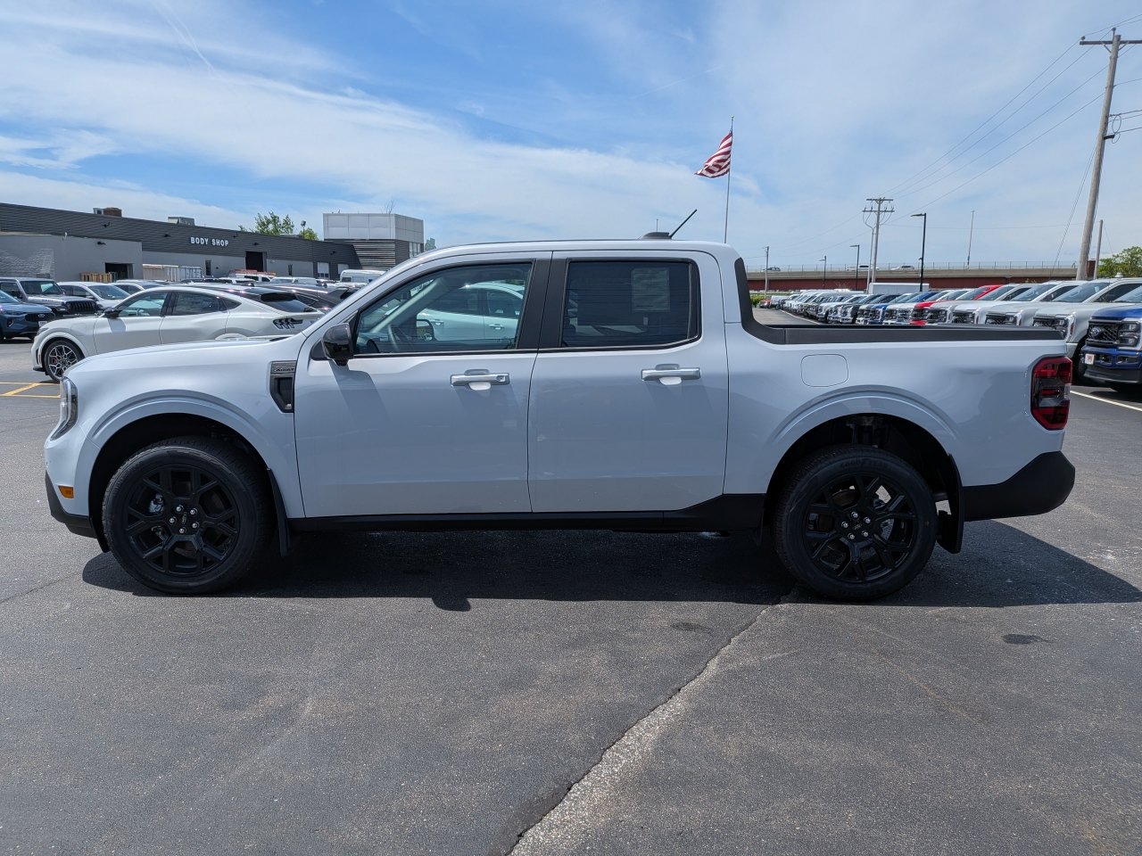 New 2026 Ford Maverick Lariat w/ Black Appearance Package AWD/4WD image 7