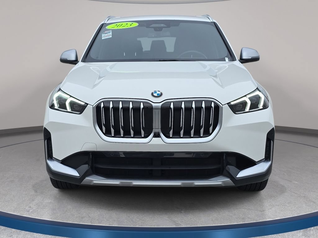 Used 2023 BMW X1 xDrive28i w/ Premium Package AWD/4WD image 3