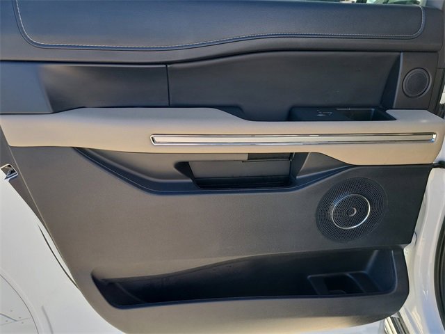 Used 2024 Ford Expedition Max Limited image 21