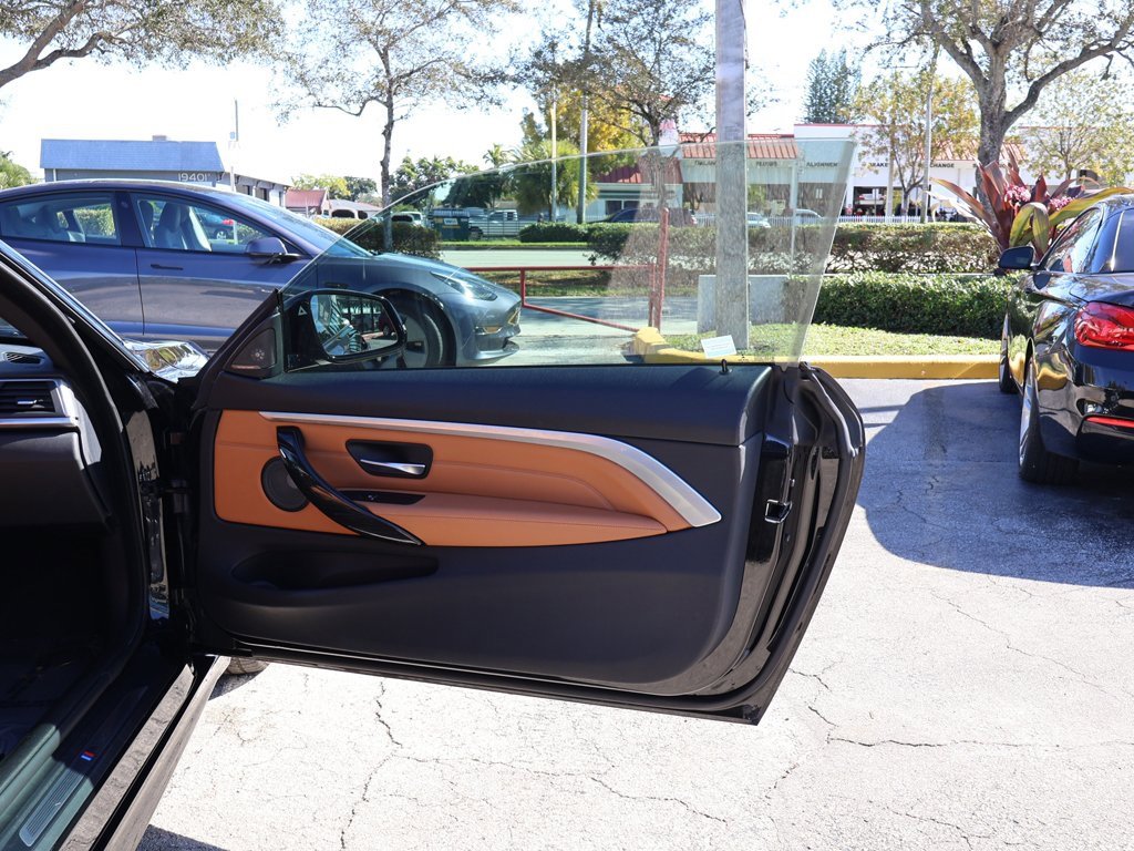 Used 2020 BMW 440i xDrive 440i xDrive w/ M Sport Package image 22