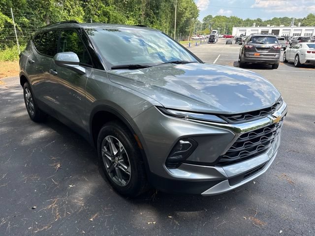 Used 2024 Chevrolet Blazer LT w/ Convenience Package FWD image 7