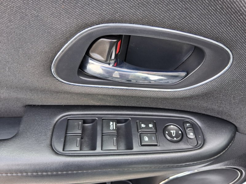 Used 2019 Honda HR-V EX image 15