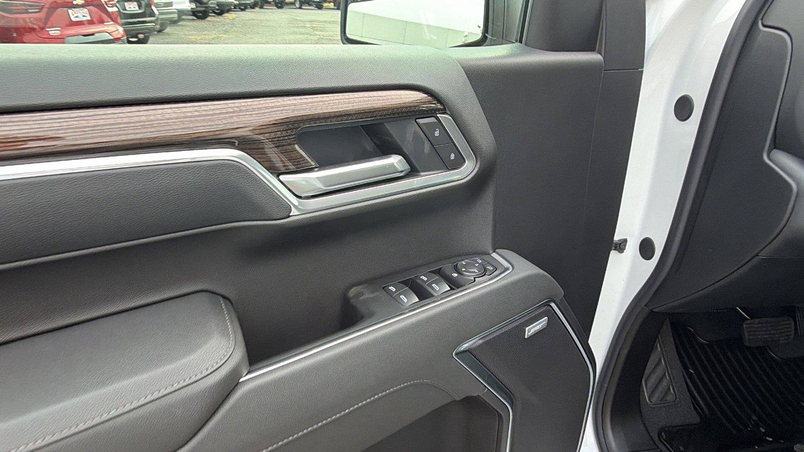 New 2026 Chevrolet Silverado 1500 RST w/ Convenience Package II AWD/4WD image 4