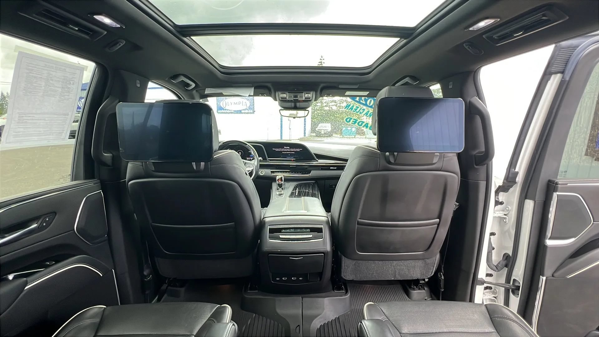 Used 2021 Cadillac Escalade Sport w/ Driver Assist Tech Package AWD/4WD image 11