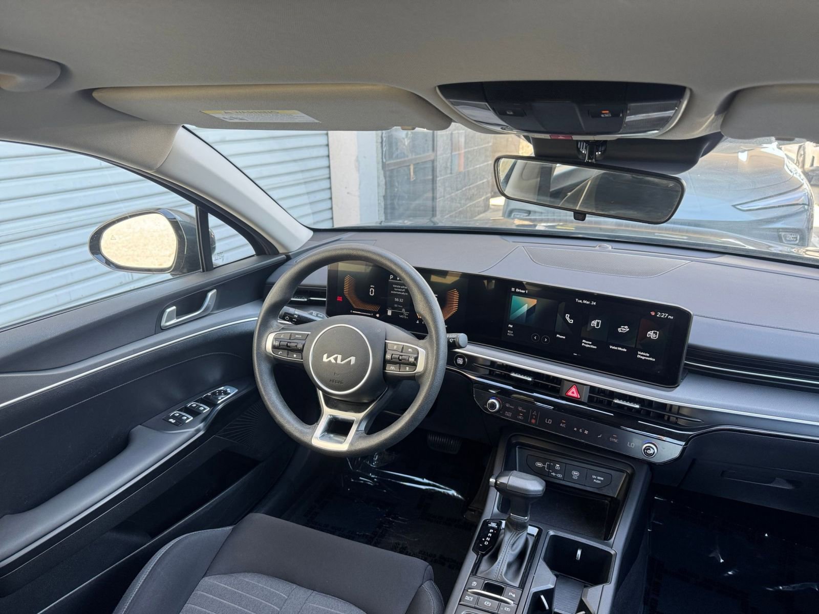 Used 2025 Kia K5 LXS FWD image 34