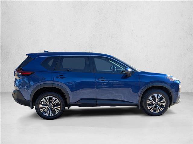 Used 2022 Nissan Rogue SV FWD image 4