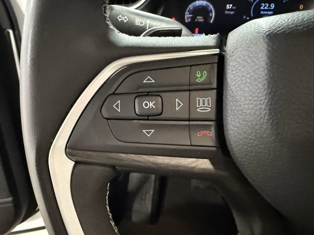 Used 2023 Jeep Grand Cherokee Limited image 13