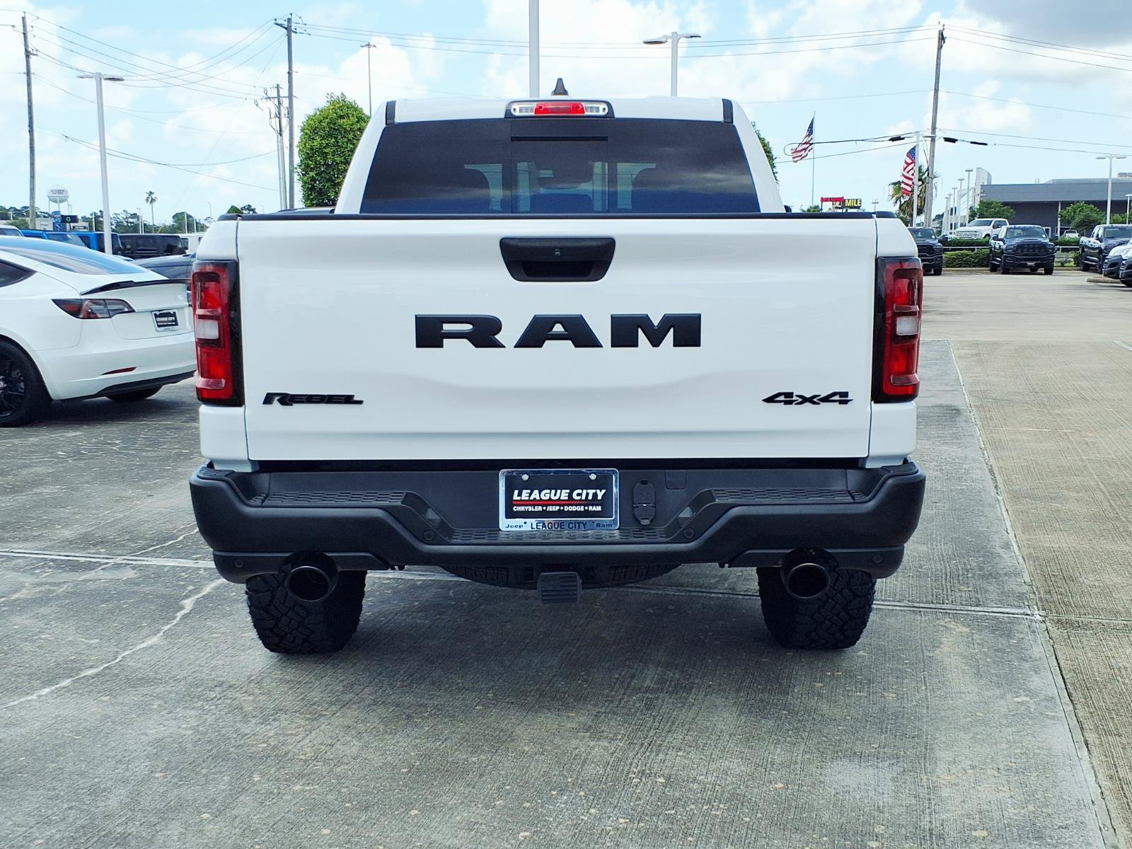 Used 2025 RAM 1500 Rebel w/ Rebel Level 1 Equipment Group AWD/4WD image 6