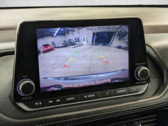 Used 2023 Nissan Rogue SV image 13