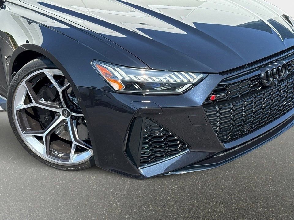 New 2025 Audi RS 6 performance image 22