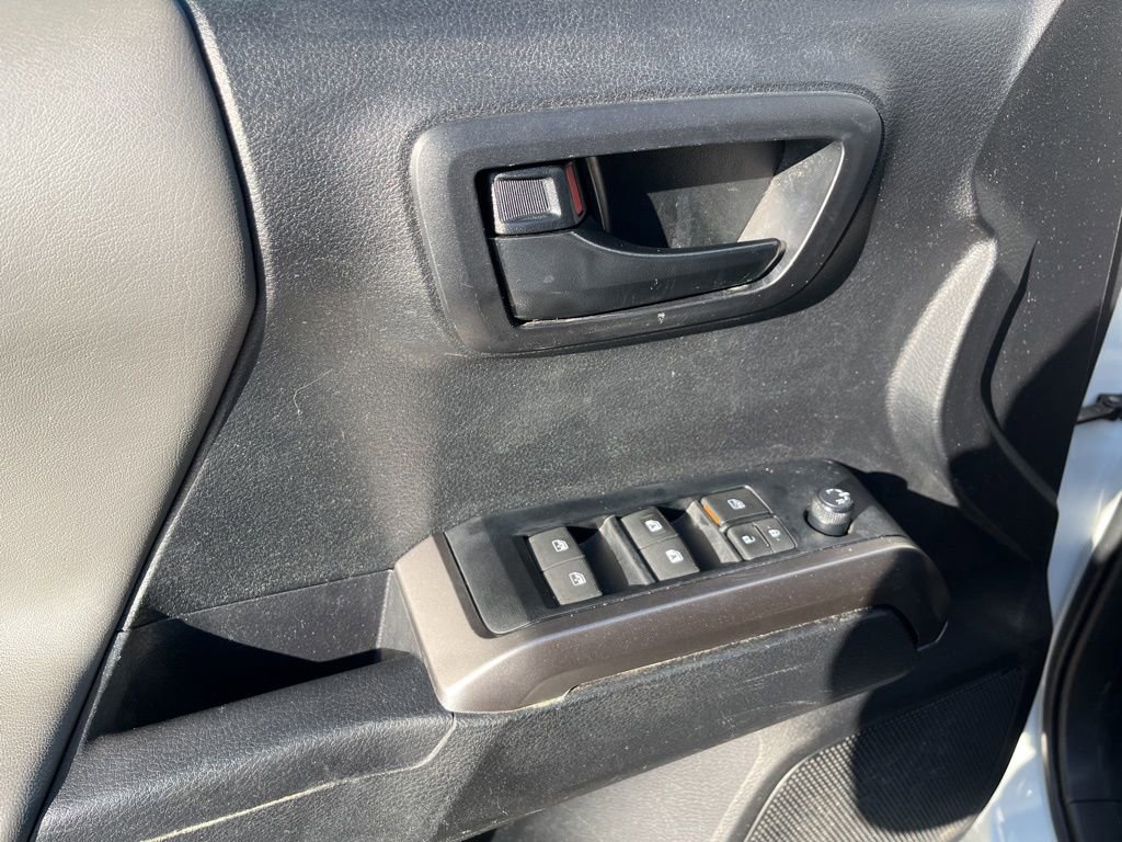 Used 2023 Toyota Tacoma SR5 w/ Technology Package image 22