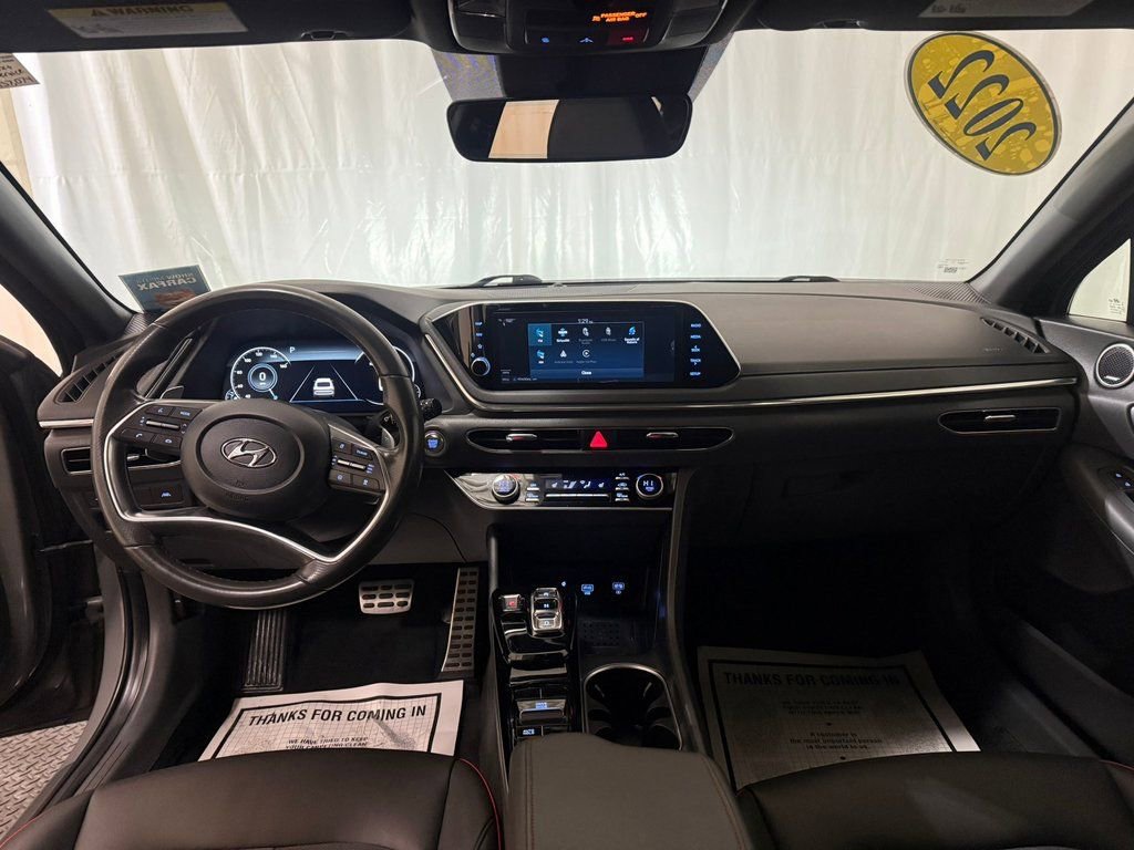 Used 2022 Hyundai Sonata SEL Plus image 2