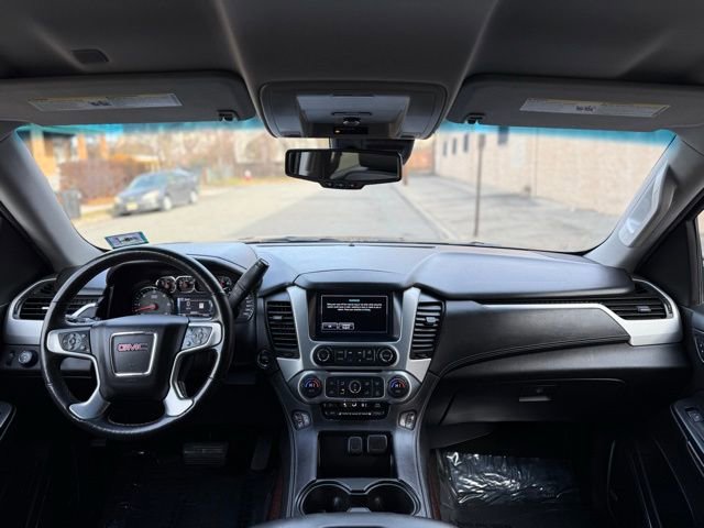 Used 2017 GMC Yukon SLT image 35