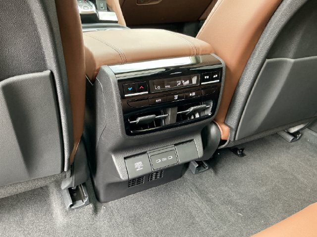 New 2026 Acura MDX w/ Technology Package FWD image 10